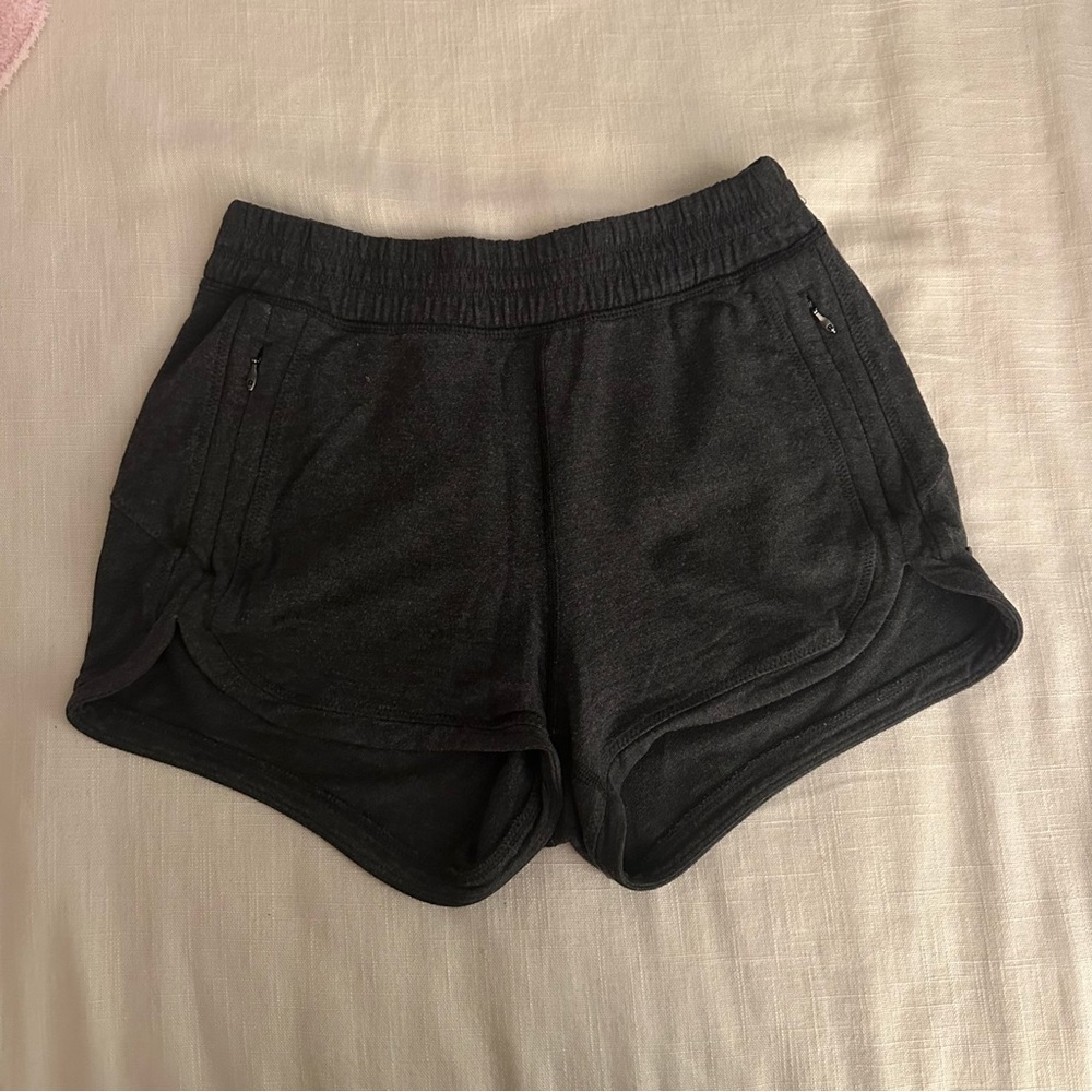 Lululemon lounge shorts